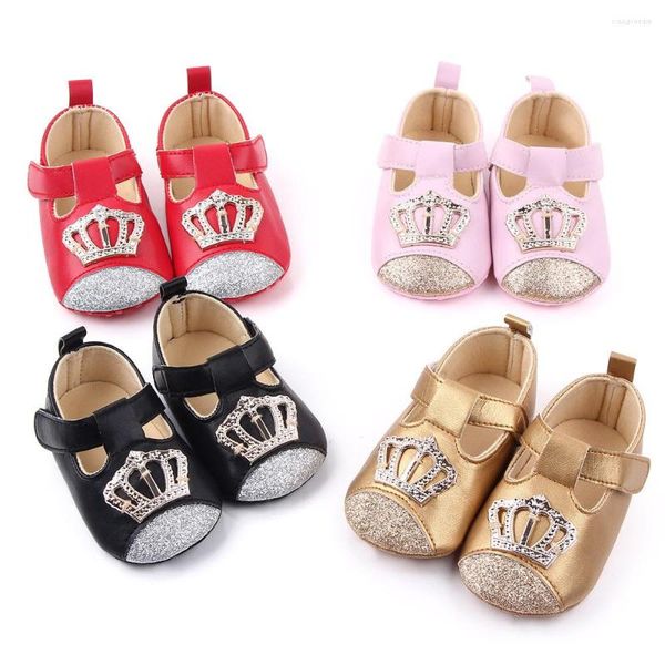 Primeiros caminhantes sapatos de bebê sapatos de princesa pU coroa de couro decorar uma criança nascida para meninas