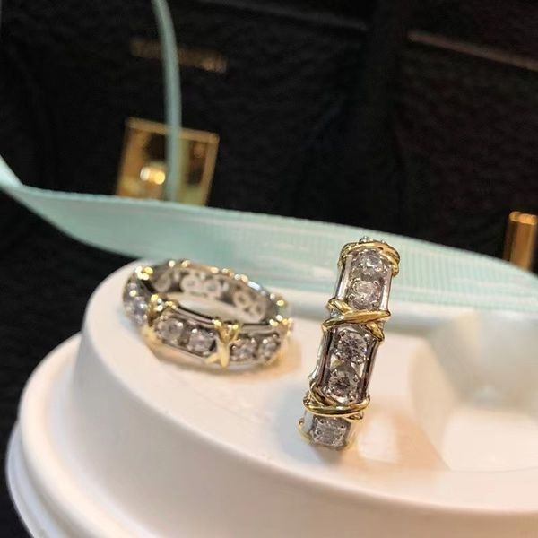 Кольца кластера Роскошное кольцо Schlumberger Бренд-дизайнер Стерлингового серебра S925 Крест Полный хрустальный кластер пальцев для женщин Модные ювелирные изделия