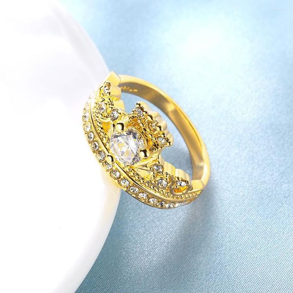 Anéis de casamento Coroa de zircônia cúbica para mulheres jóias para meninas 2022 Partido de noivado de rosa de ouro Big Stone