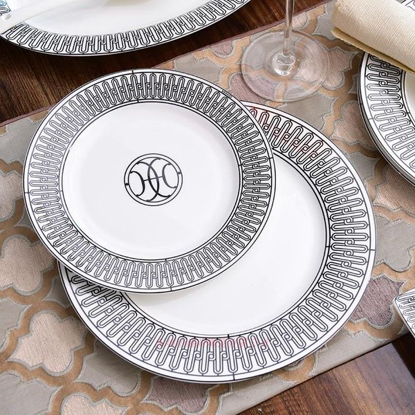 Pratos osso china utensílios de mesa terno estilo europeu criativo luxo combinação copos pratos e conjuntos cozinha nórdica presente de natal