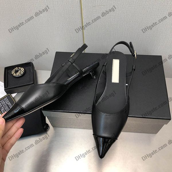 22ss Scarpe eleganti da donna in vernice di vitello Tacchi bassi Sandali di pelle di pecora Mocassini con cinturino Balletto Tacco piatto Espadrillas Scarpe a punta Moda Scarpe da sposa Scarpe casual