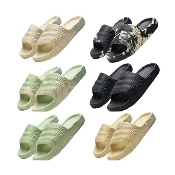 Neue Stil-Hausschuhe, Designer-Wat-Sandalen der Spitzenklasse, flache Strandschuhe für Herren und Damen, Gummi, dicke Unterseite, Hausschuhe, Badezimmer, rutschfeste Sport-Außensohle für den Innenbereich, 40–45