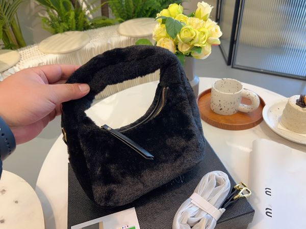 LQ mais recente bolsa subaxilar bolsa bolsa alta versão de alta cintura de luxo satchel pêlos de cabelos de moda de moda de inverno bolsas de designer carteira ombro hobo bolsa de bolsa