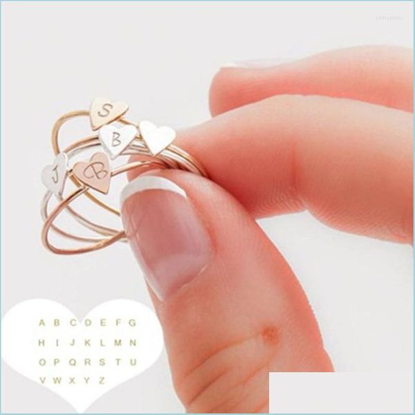 An￩is de casamento An￩is de casamento M￣o estampada empilhamento AZ 26 Letras Nome inicial Nome Tiny Heart for Women Color Gold Ring Jewelry Min Dhok5