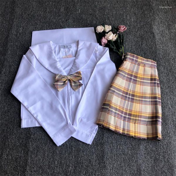 Set di abbigliamento 2022 Stile giapponese Studente Ragazze Uniforme scolastica Camicia da marinaio Gonna a pieghe Papillon Set Donna Costumi Cosplay Sexy Navy JK