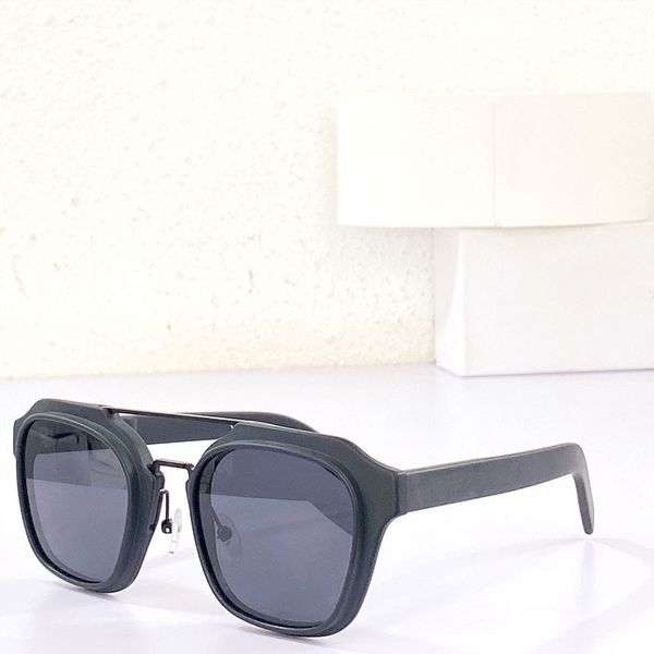 2022 Mulheres óculos de sol Homem Summer SPR07W Protection UV400 Lentes blindadas vintage quadrado integral integral fosco de moda de moda