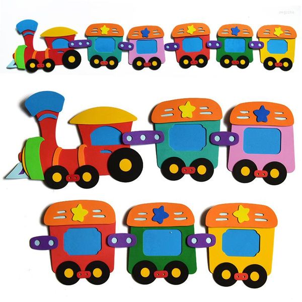 Confezione regalo 3D Piccolo treno Combinazione Wall Sticker Camera dei bambini Cute Car Lavoro manuale Scuola materna Decorazioni per aule Giocattoli per bambini