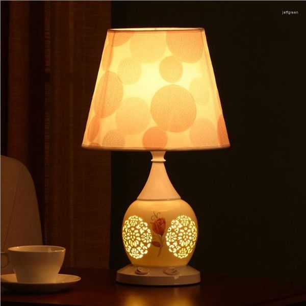 Masa lambaları çin seramik lamba yatak odası başucu hafif yaratıcı modern kumaş