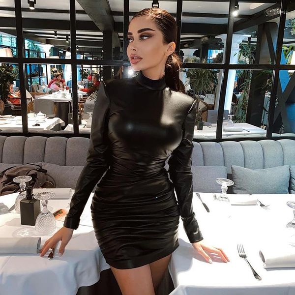 Повседневные платья Bkld с длинным рукавом рюша Bodycon платья элегантная мода осень зима женщины с турнирной повязкой мини -черная кожа Pu