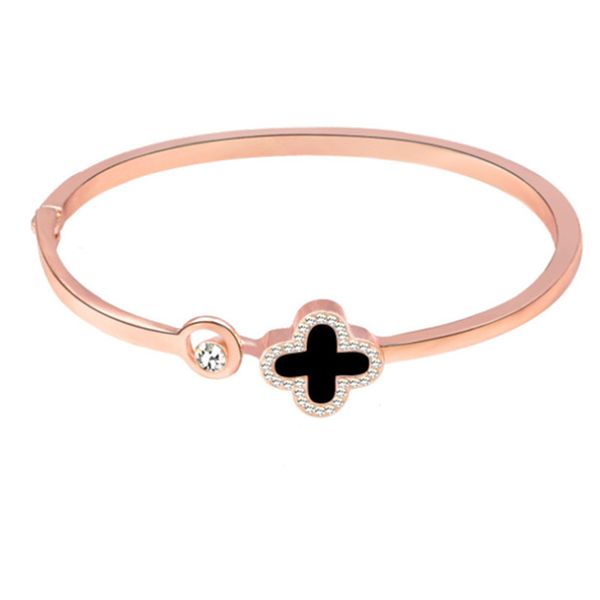 Koreanische Mode glückliche vierblättrige Kleearmband Roségold-Umweltschutz Uhr Accessoire/Schmuck Großhandel Fabrik Direktverkauf