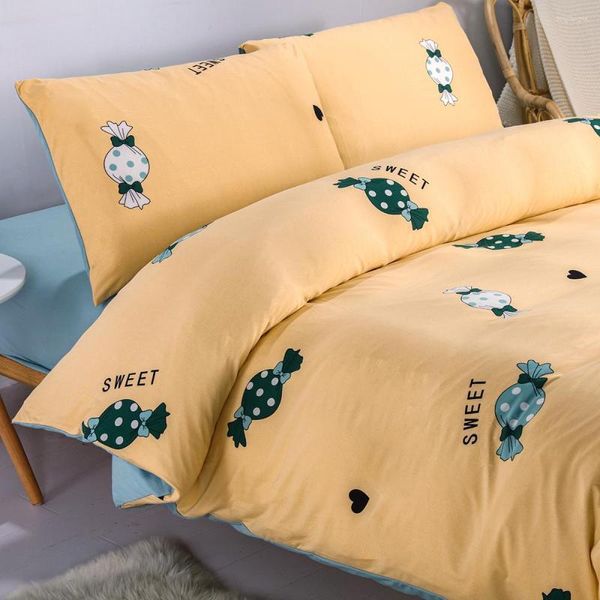 Set di biancheria da letto Giallo Super Soft AB Side Cartoon Candy Set copripiumino Federe Tinta unita Lenzuolo Boy Quilt King Home