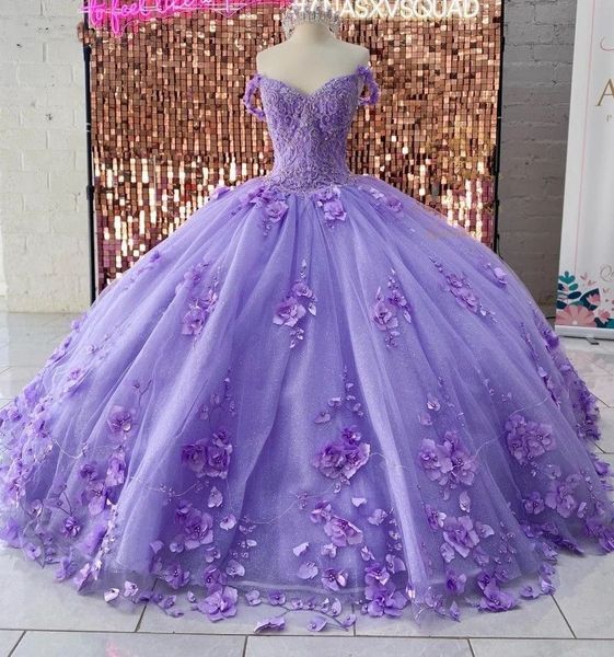 Vestidos lilás lavanda Quinceanera Flores artesanais Flores de laço de laço para cima Solas de ombro Prom Sweet 16 vestido Princesa vestidos