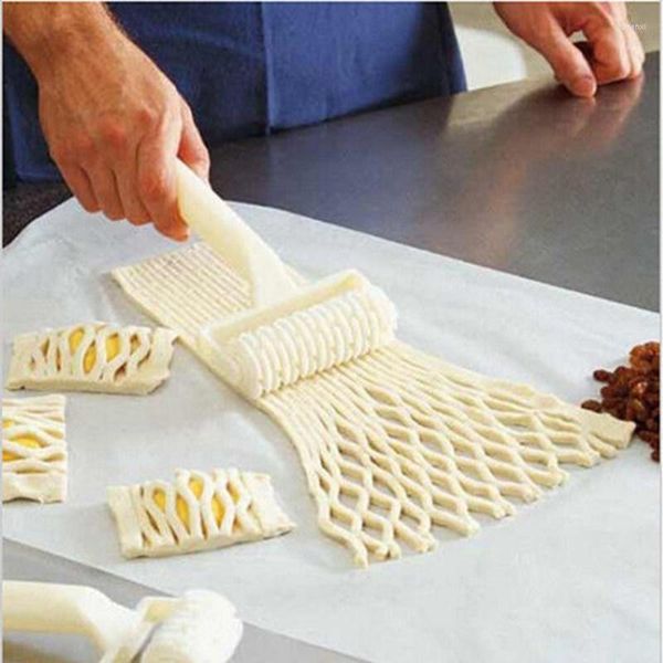 Ferramentas de cozimento 1 PCs Lattice Roller Pie Pizza Cookie Cutter Pastry Bakeware Repositing Dough Craft Kitchen