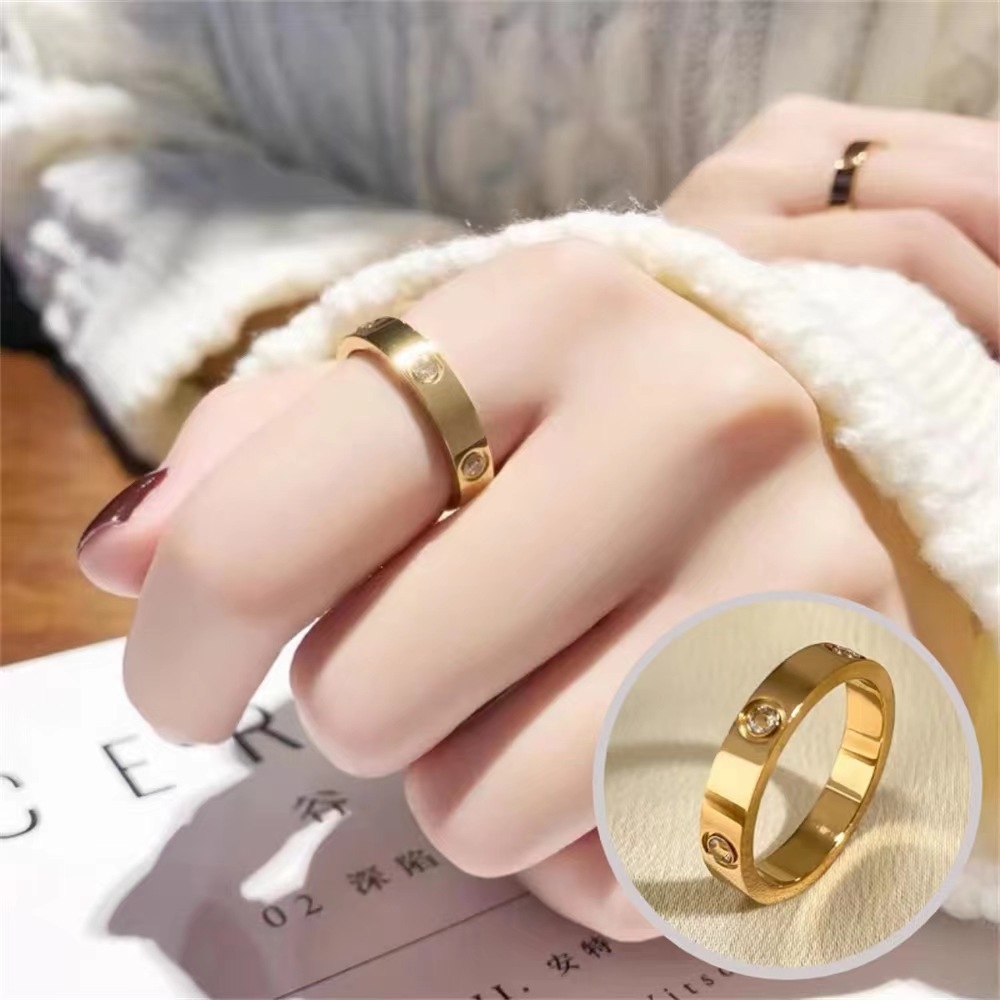 Classic 18K Gold Plated Designer Rings for women love Ring Couple rings Titanium Steel with diamond ring unisex Jewelry for Wedding ring Anniversary Jewelry gift