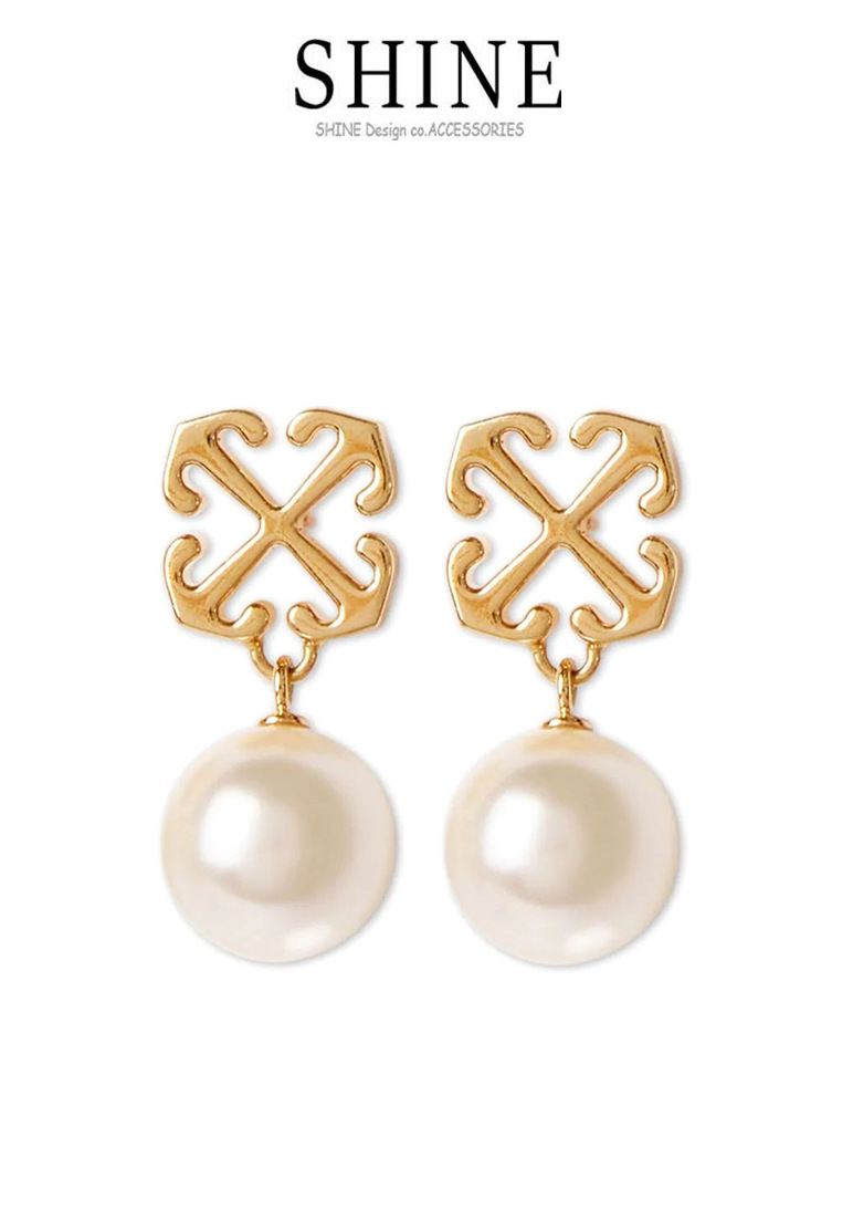 Orecchini di perle minimalisti di lusso con doppia freccia e design femminile di nicchia della moda europea e americana, orecchini senso avanzato, nuova tendenza.