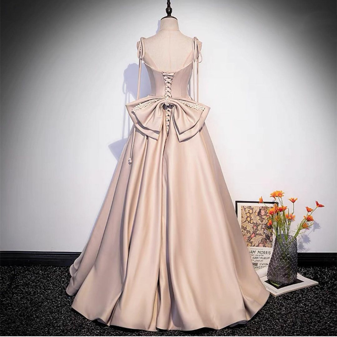 Vintage Long Pink Satin Prom Dresses With Pockets/Pearls A-Line Regular Straps Pleated Watteau Train Party Dress Maxi Formal Evening Dresses for Women