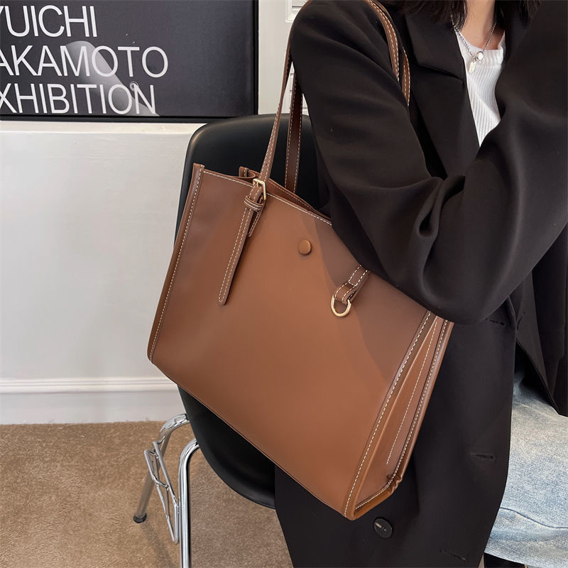 Retails Fashion Designer The Tote Bag Trend Handbag Classical Women Axel Messenger Bag Casual Zipper Pu Leather Vintage Hand Bag Luxury Outdoor Purse