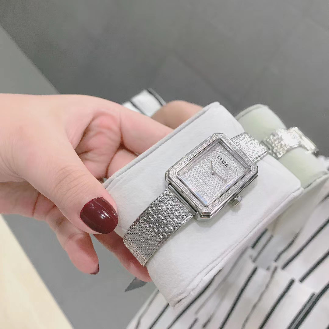 Women's Watch Luxury Wedding Diamond Square Dial Personlig texturkedja mångsidiga designerklockor