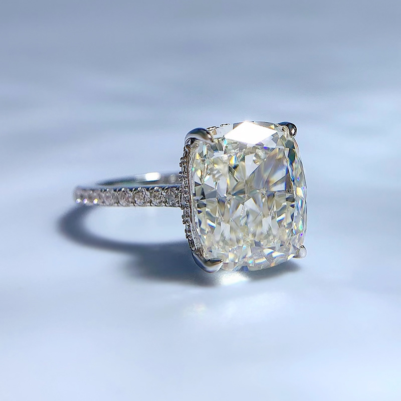 2024 Choucong Wedding Rings Luxury Jewelry 10mm*12mm Stora White Moissanite Diamond Pure 100% 925 Sterling Silver Strålande parti Kvinnor Bridal Ring Valentine Gift