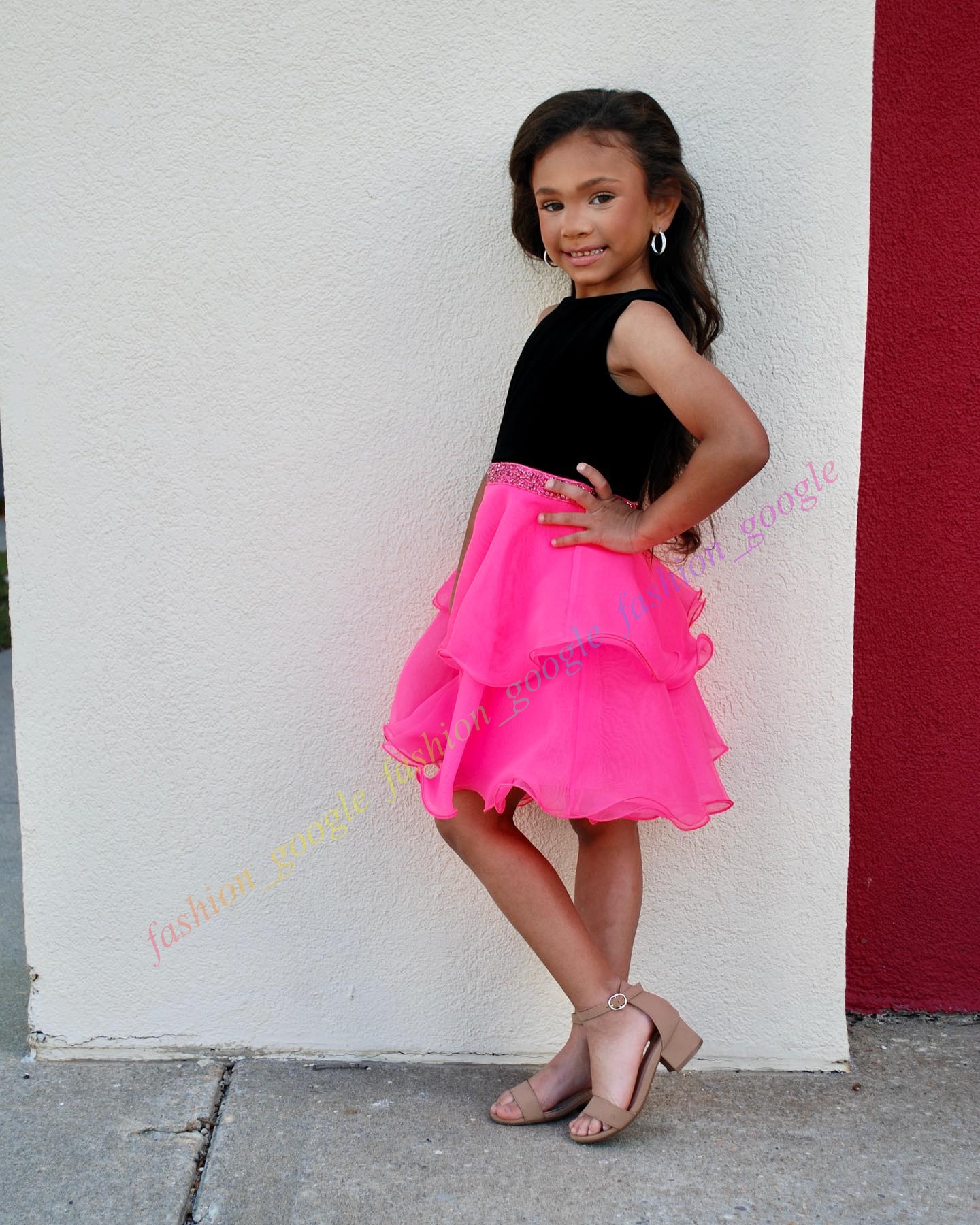 Vestido de desfile para bebés y niños 2024 Vestido de fiesta de cóctel corto magenta Niña de las flores Niño pequeño Pequeña señorita preadolescente Entrevista Diversión Pasarela de moda Negro/Rosa intenso Azul marino/Cielo