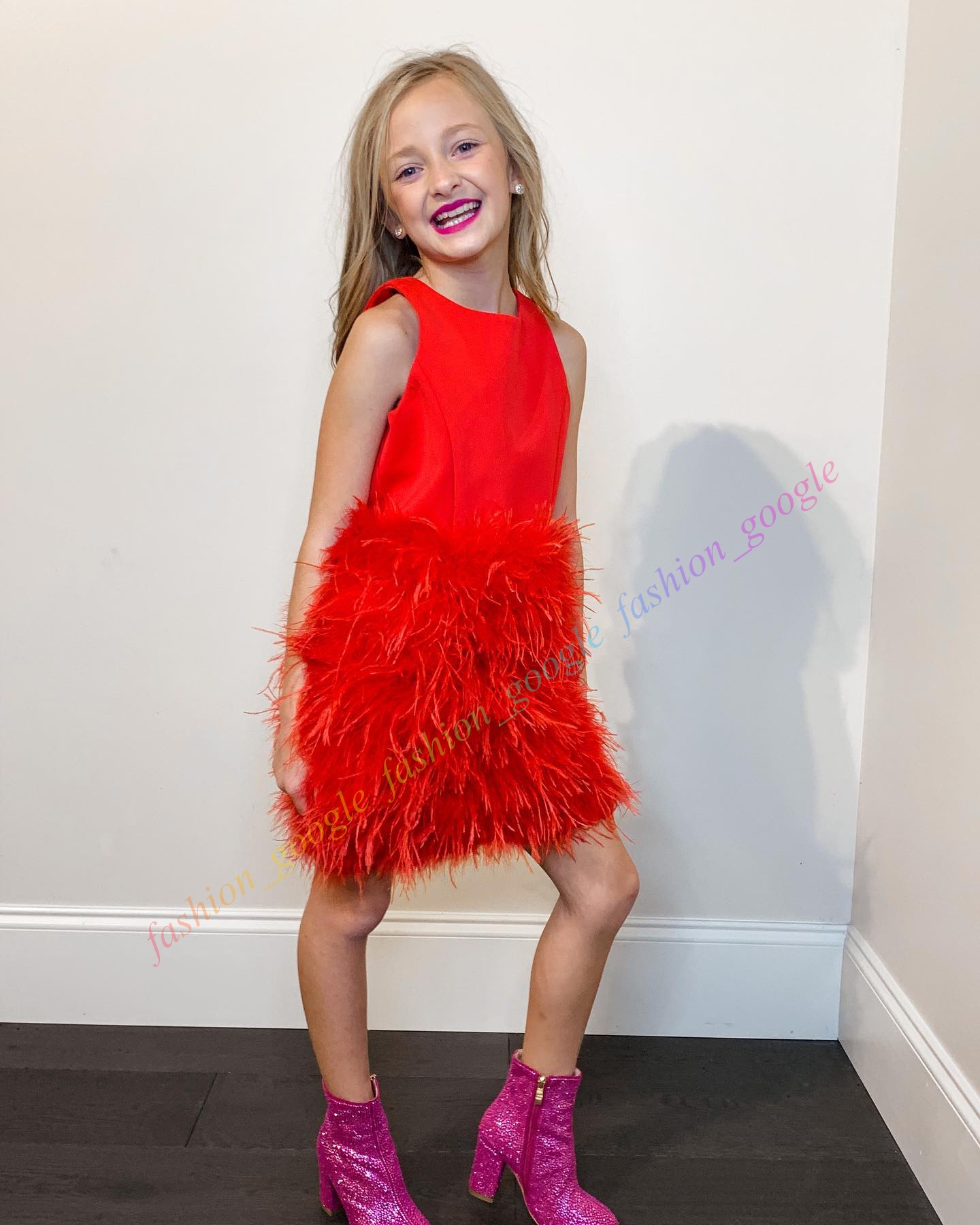 Baby Kinder Festzugskleid 2024 Hot Pink Feder Kurzes Cocktailpartykleid Blumenmädchen Kleinkind Kleinkind Little Miss Interview Spaß Mode Ausschnitt Rücken Türkis Rot