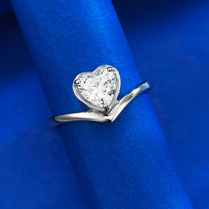 Koningin Hart 6mm Moissanite Diamanten Ring 100% Echt 925 Sterling Zilver Party Wedding Band Ringen voor Vrouwen Bruidsbelofte Sieraden