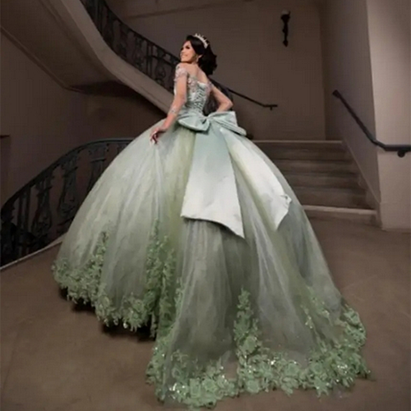 Abiti da principessa Quinceanera a maniche lunghe Illusion Abiti in pizzo color salvia Abito da ballo con perline Abito dolce 16 con fiocco grande sul retro Allacciatura Taglie forti Vestido De 15 Anos