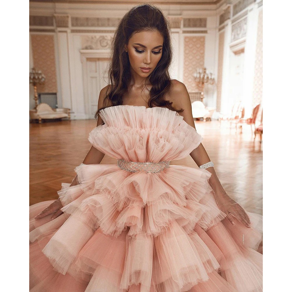 Wunderschönes Ballkleid mit abgestuftem Tüll-Abschlussballkleid in errötendem Rosa, elegantes Abendkleid, langes Partykleid, Robe de bal