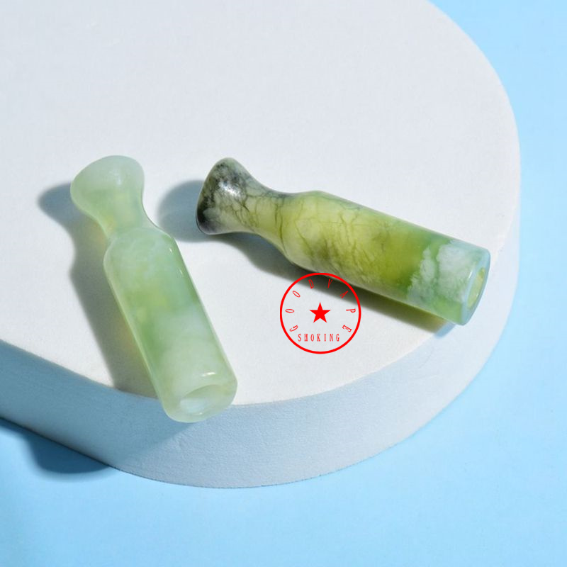 Cool Coloré Naturel Jade Pierres Précieuses Tuyaux Tube One Hitter Portable Bong Herbe Tabac Fumer Porte-Cigarette Pipe À Main Filtre Embouchure Catcher Dégustateur Chauve-Souris Conseils