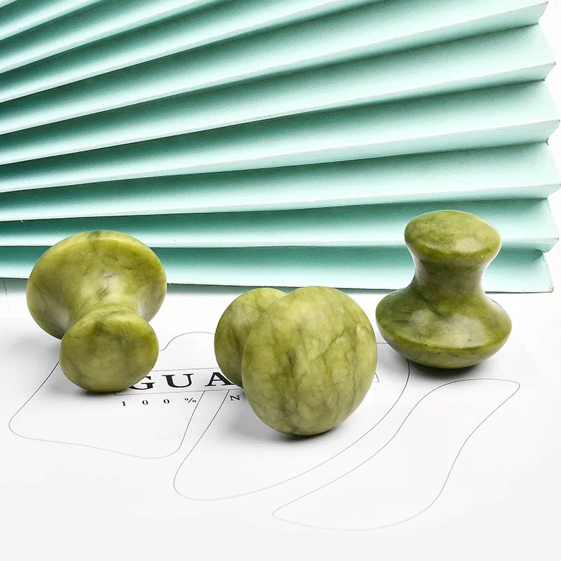 Naturalny zielony jadean oko guasha kamień grzybowy kształt gua sha narzędzie zdrowie