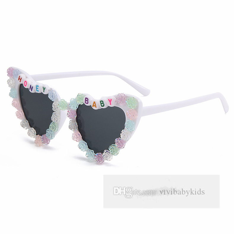 Filles lettre rose applique lunettes de soleil Saint Valentin filles amour coeur cadre lunettes de soleil enfants UV 400 lunettes de plage de protection Z6518