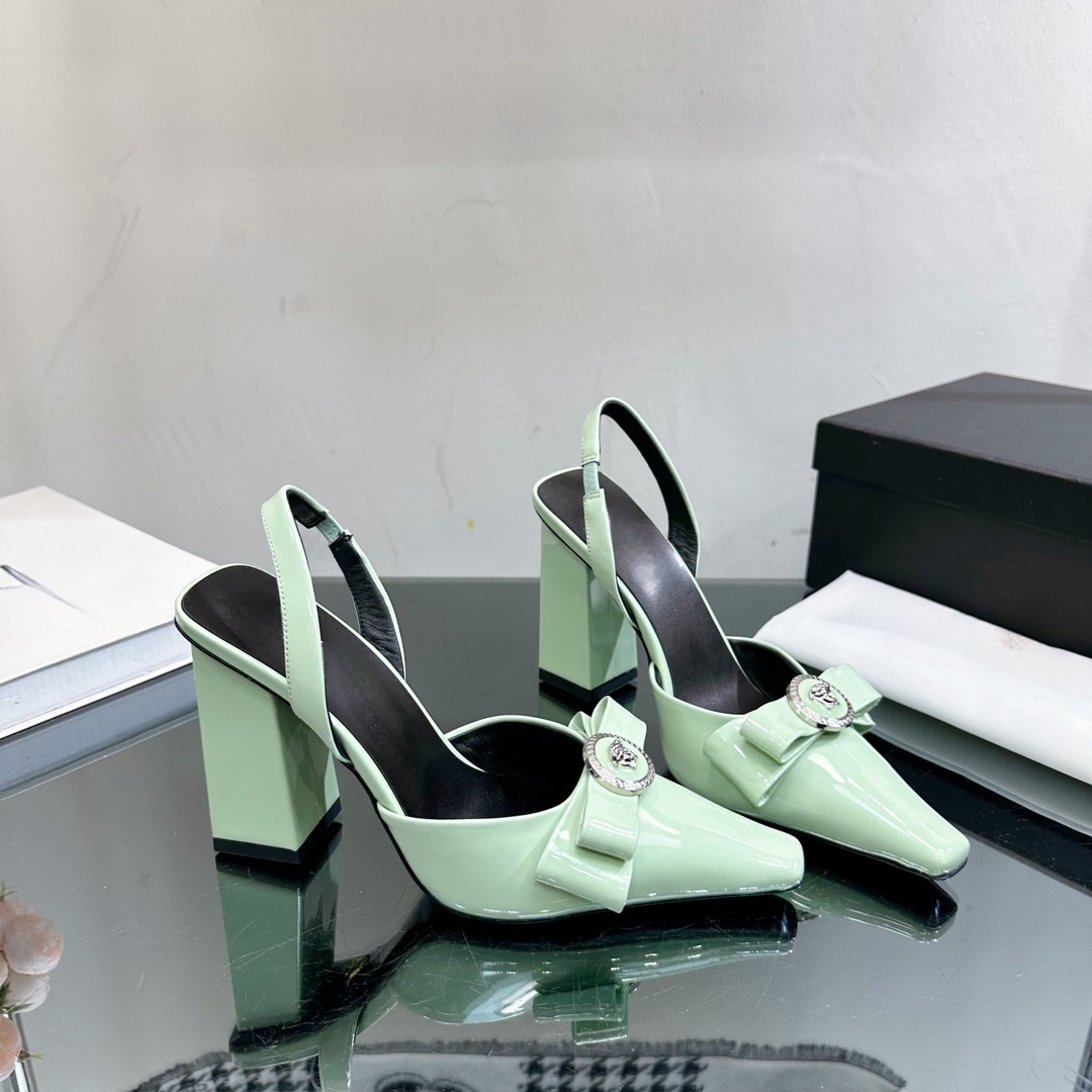Designer schoenen sandalen dames nieuwe 10 cm strikje puntige dunne hak hoge hak sandalen luxe feest 9,5 cm dameshoofd metalen gesp decoratie dikke hak sandalen met doos