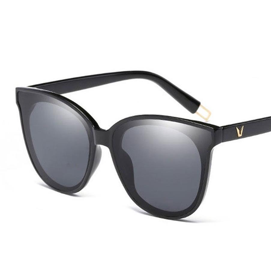 Marka moda kadın güneş gözlüğü kedi göz tonları lüks son tasarımcı kutuplaşmış güneş gözlükleri kişi entegre gözlük UV400279U