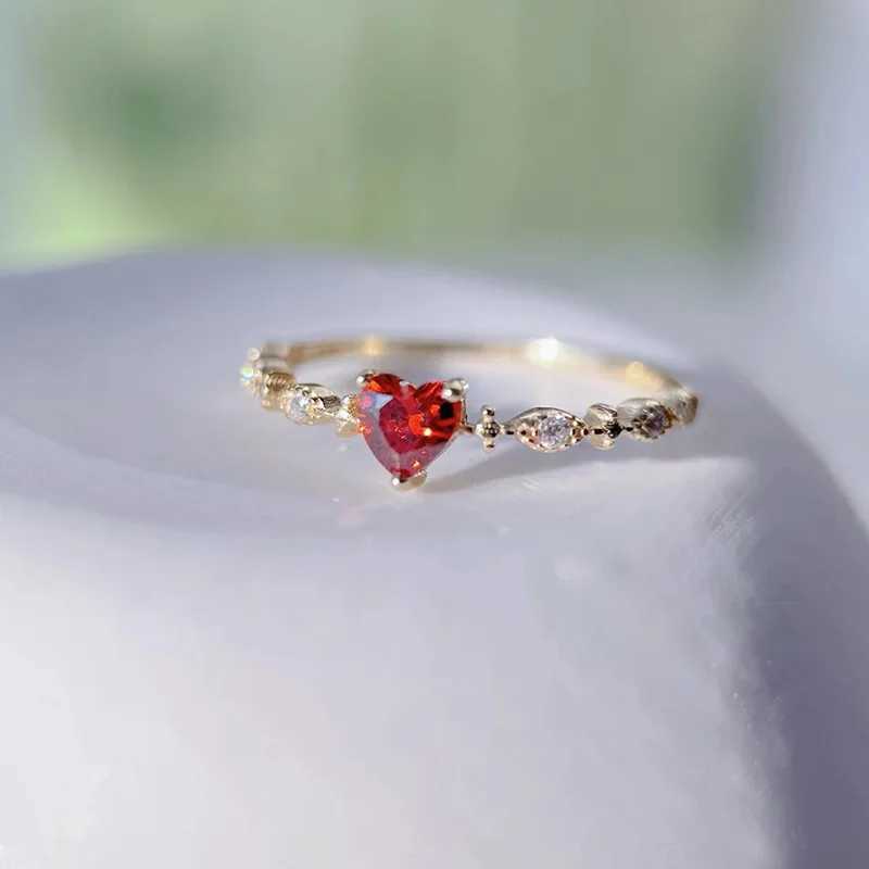 Кольца кольца модное очарование любви рубиновые кольца для женщин Сердце хрустальное циркон
