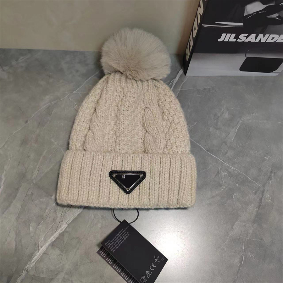 Nuovo cappello invernale senza tesa lavorato a maglia del designer, cappello senza tesa da donna all'aperto da uomo alla moda, caldo cappello lavorato a maglia