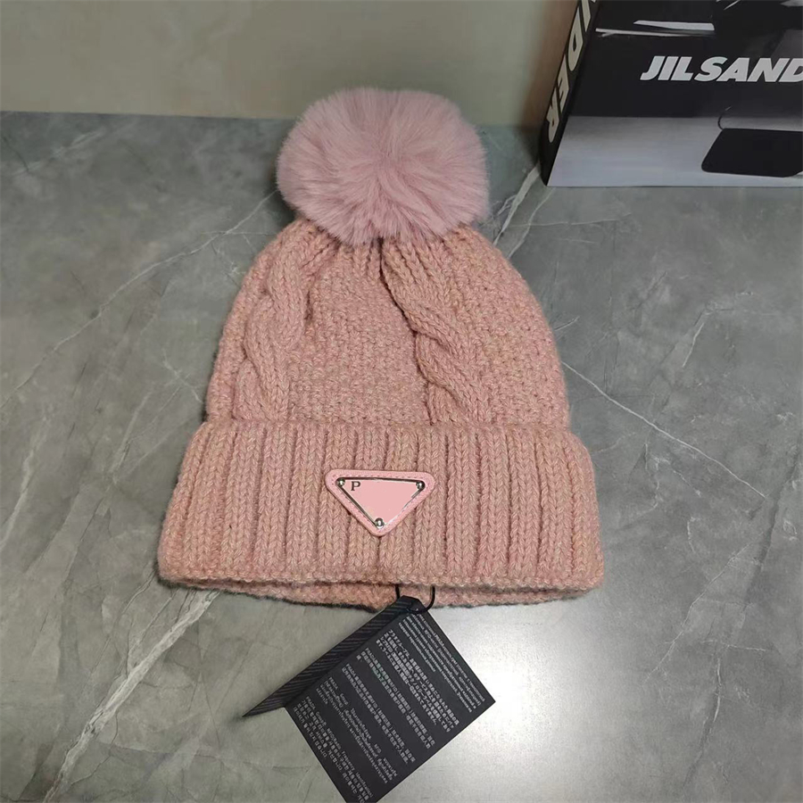 Nuovo cappello invernale senza tesa lavorato a maglia del designer, cappello senza tesa da donna all'aperto da uomo alla moda, caldo cappello lavorato a maglia