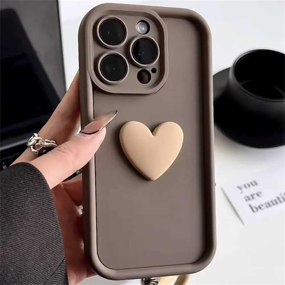 Obudowy telefonu komórkowego Luksusowy uroczy 3D Love Serce Silikonowy telefon na iPhone 15 13 12 11 14 Pro Max X XR XS 8 Plus Shockproof Canddy Coverl240105