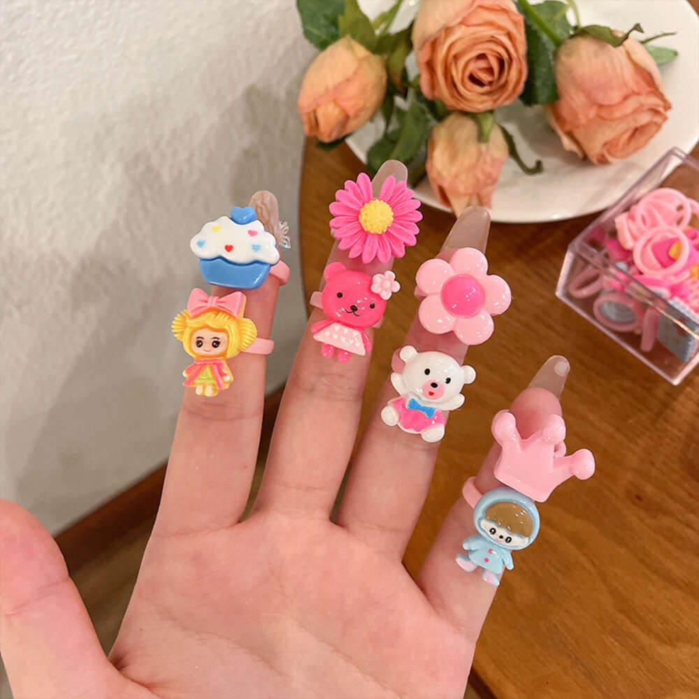 Leuk speelgoedmeisje prinses plastic cartoon kleine ring kinderbaby kleuterschool eerste sieraden