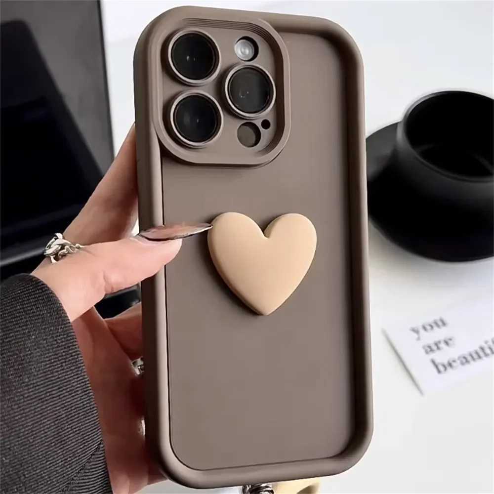 Obudowy telefonu komórkowego Luksusowy uroczy 3D Love Serce Silikonowy telefon na iPhone 15 13 12 11 14 Pro Max X XR XS 8 Plus Shockproof Canddy Coverl240105