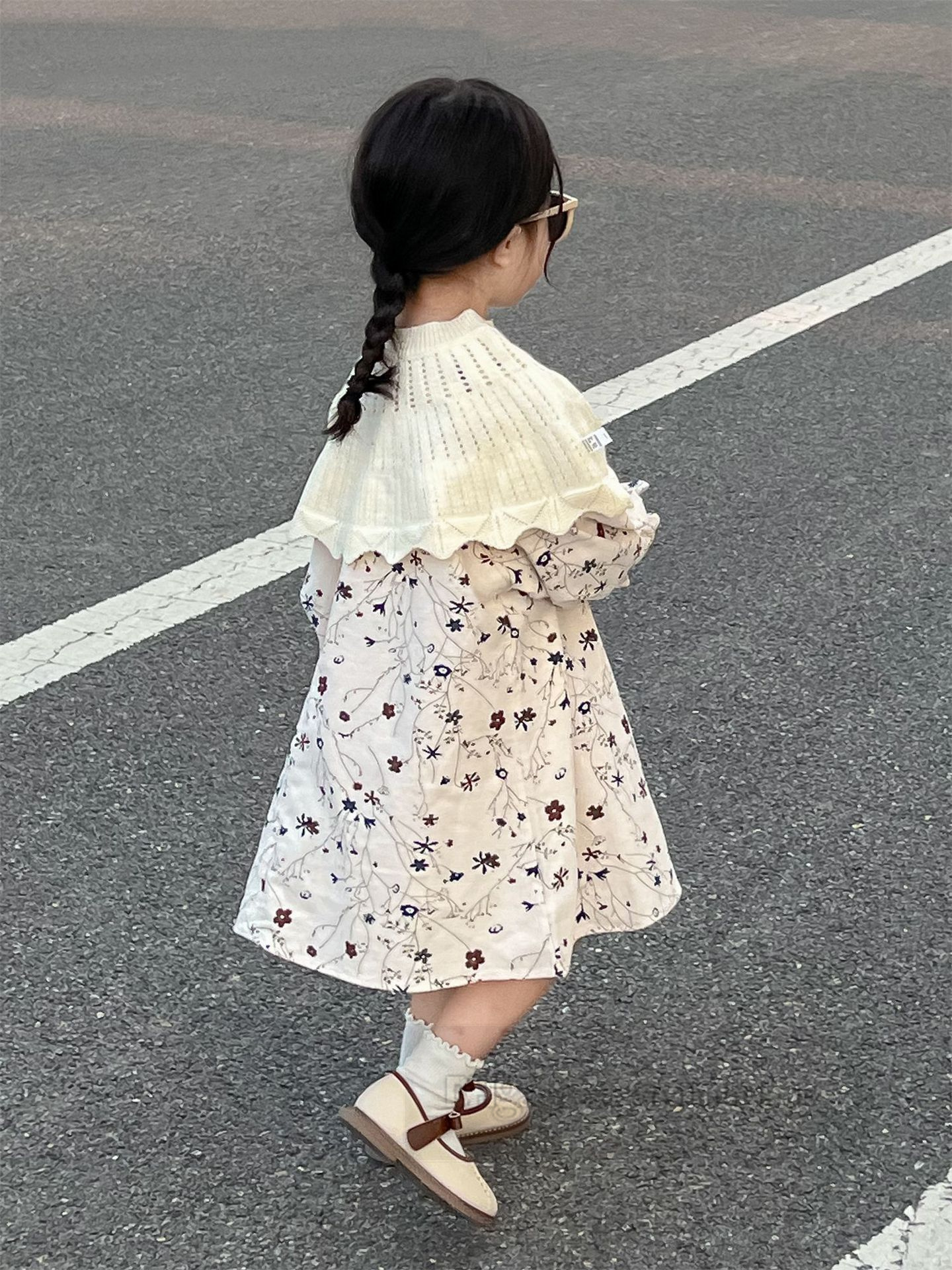 Girls floral printed dresses with hollow knitted poncho sets kids flare sleeve princess dress 2024 spring children clothes Z6614