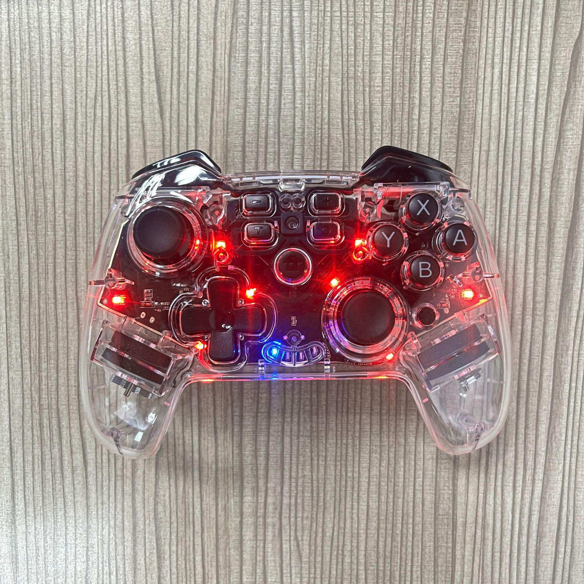 Contrôleur de jeu Bluetooth sans fil Swit ch PRO transparent avec lumières LED, gyroscope à six axes de réveil intégré, transmission continue