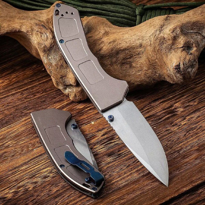 Specialerbjudande BM748 Pocket Folding Knife D2 Stone Wash Drop Point Blade CNC 6061-T6 Handtag utomhus camping Taktiska knivar med detaljhandelslådan