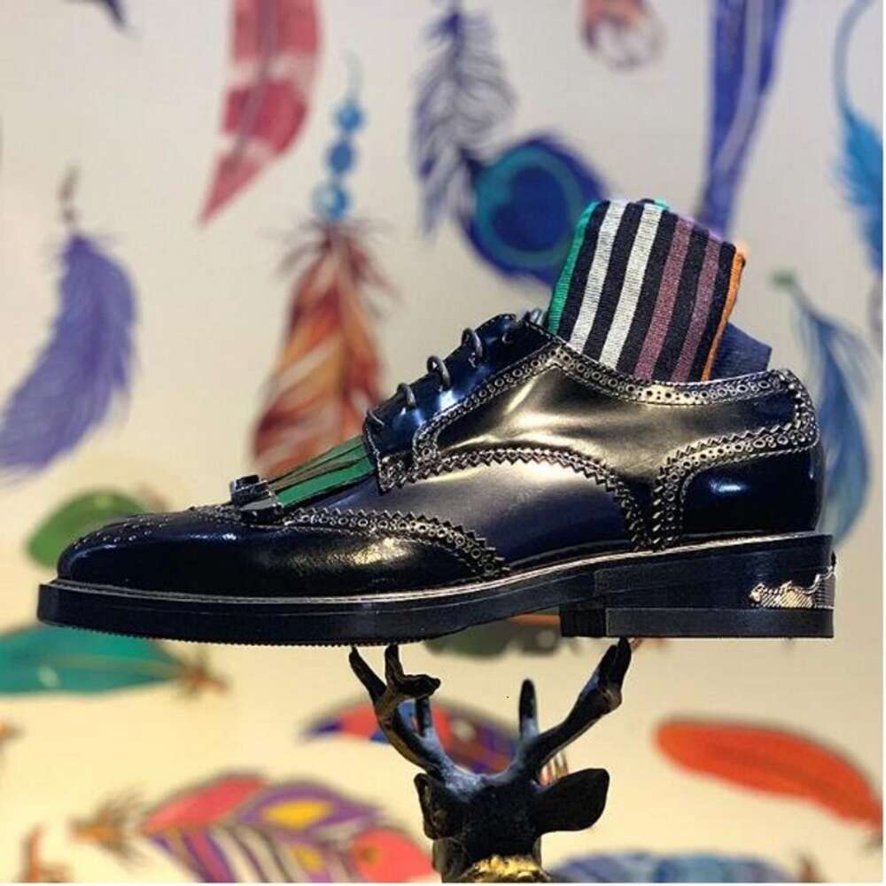 Estilo britânico derby feito à mão couro de vaca borla franja homens sapatos formais de negócios salto plano oxfords pretos