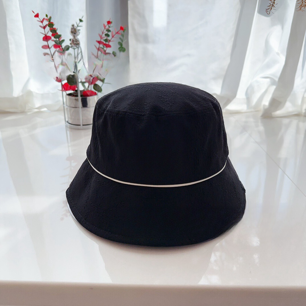 Cappello da pescatore Cappelli da donna grazia Ricamo Parte superiore piatta Protezione solare Cappelli estivi Pendolarismo alla moda in bianco e nero