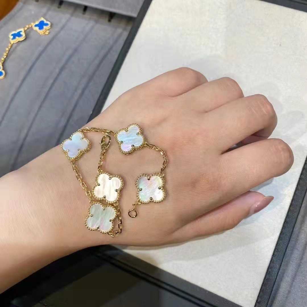 Designer Van Cl-Arp Bracciale Fanjia Quadrifoglio braccialetto a cinque fiori Versione alta femminile fritillaria bianca Esplosione di diamanti corniola