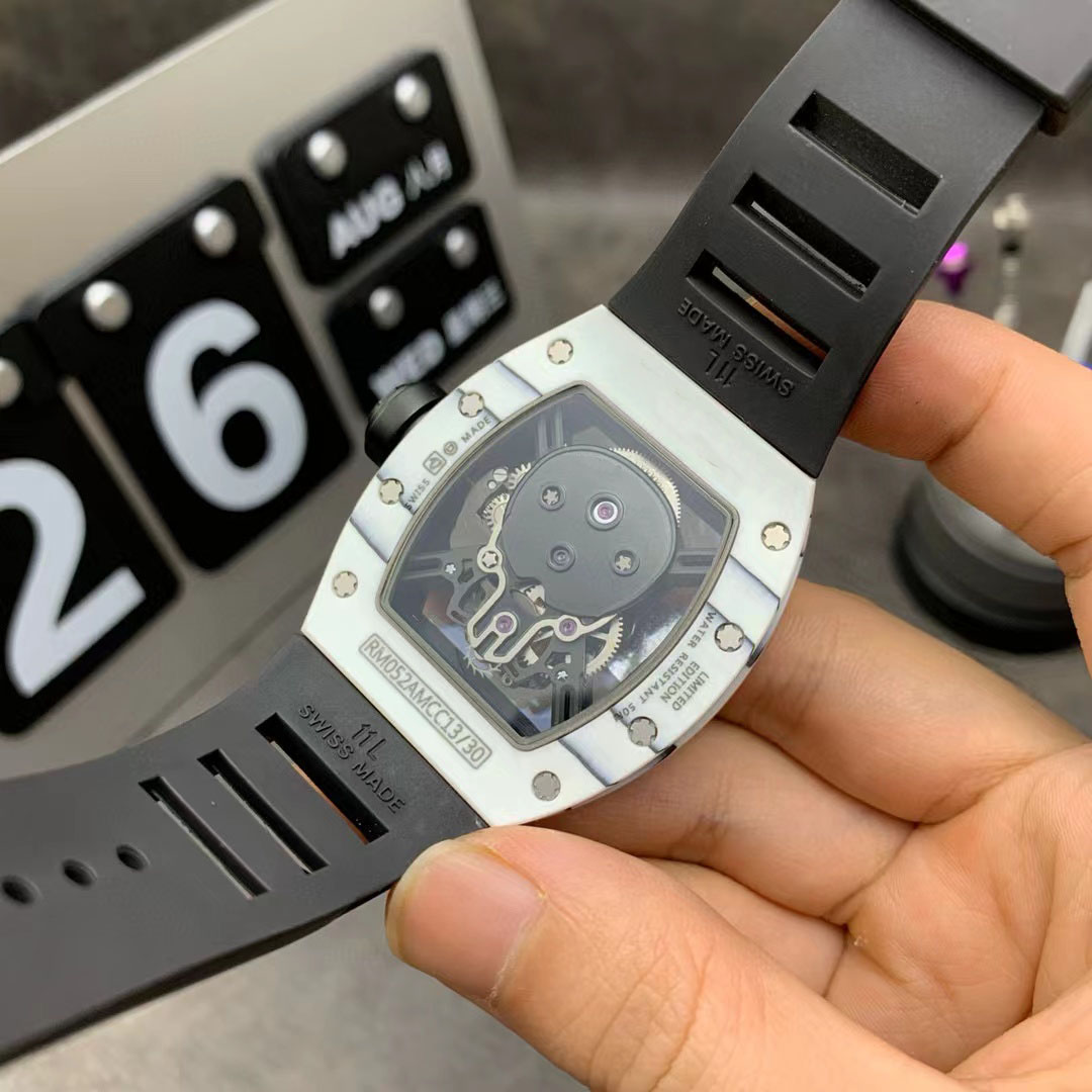 Relógio masculino de luxo JB 52-01 Skull Real Tourbillon 49,8 * 44,3 * 16,4 mm; Faixa de relógio de borracha tailandesa; Fábrica de movimento de Xangai personalizado movimento turbilhão genuíno, preto