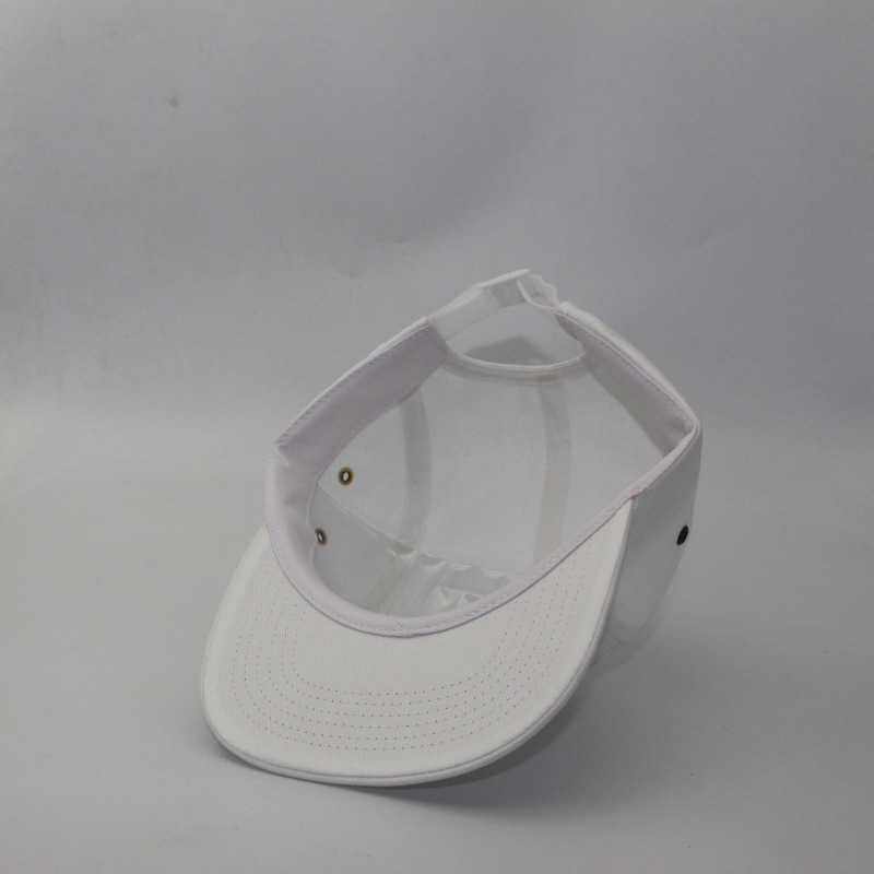 Anpassningsbara svartvitt femdelar Camping Hat Skateboard Hat Men's and Women's Trendy Flat Edge Hat White Matching Street Dance Hat