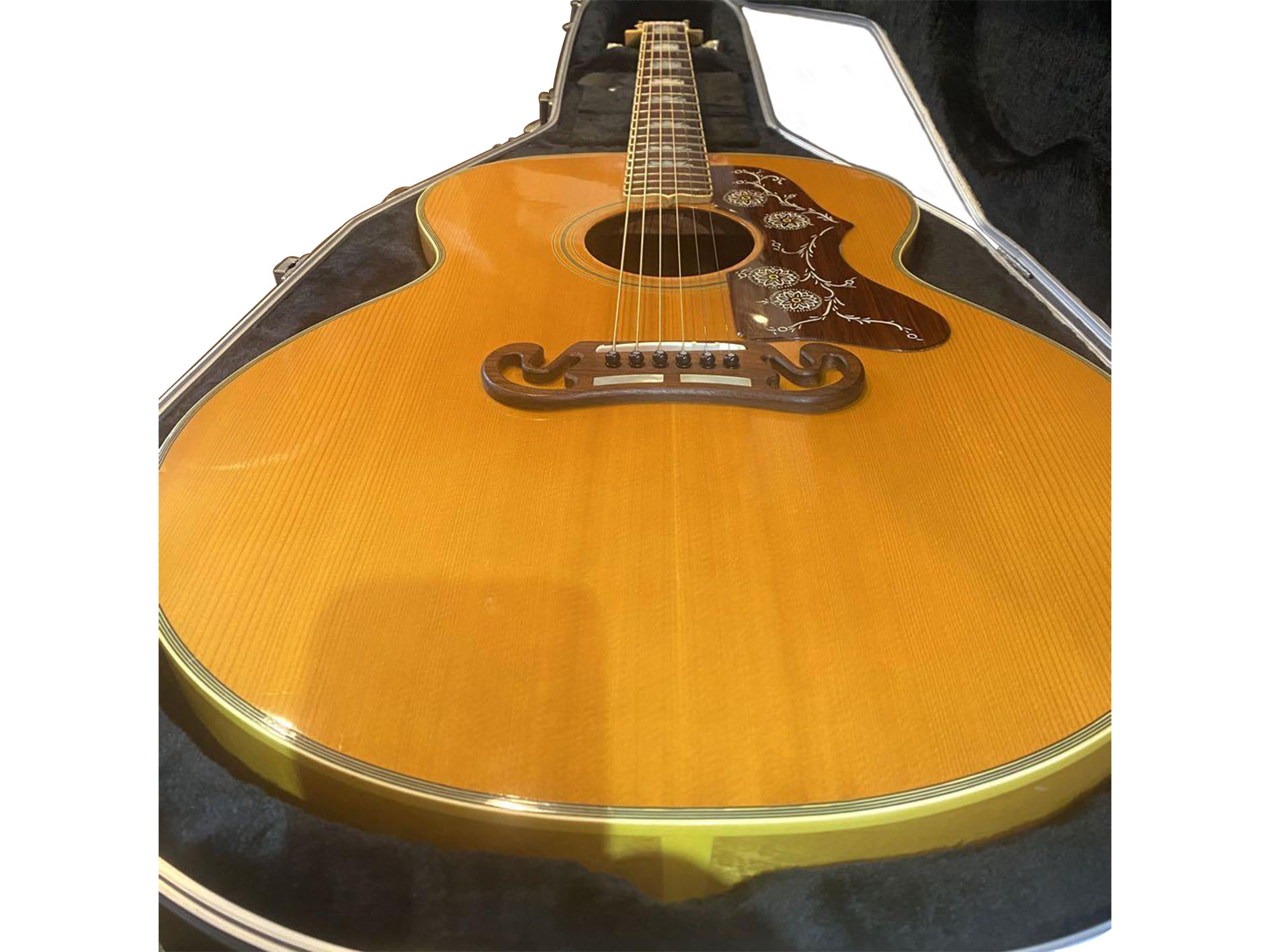 1991 J200 ACOUSTIC GUITAR as same of the pictures 00