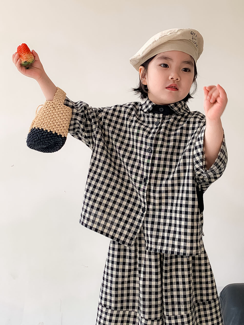 2024 Spring Girls Plaid Sets Sets Dzieci Lapel długie rękawa luźne spodni szerokopasmowe nogi Dzieci kratowe swobodne stroje Z6636