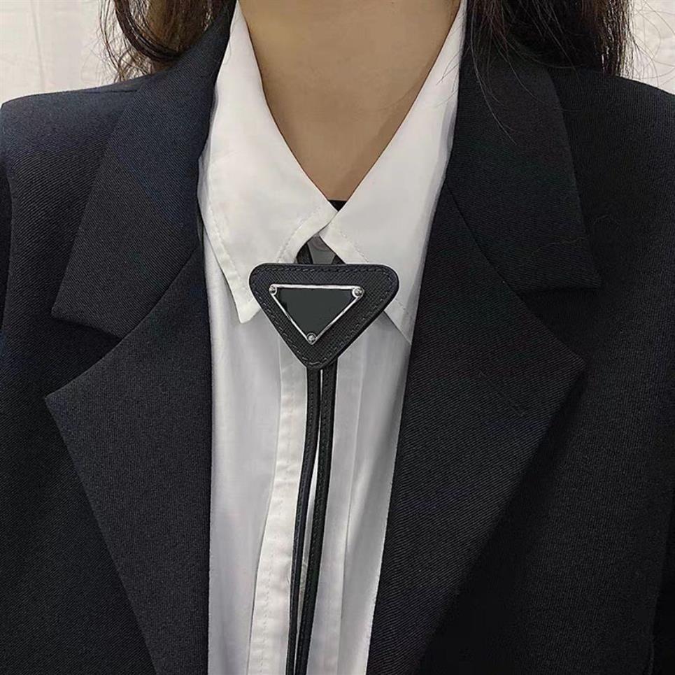 Women Fashion Neck Ties Metal Inverted Triangle Letter Pattern Men Tie Unisex Simple Campus Style Teenager Casual Accessories205u